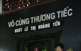 Nghệ sĩ xúc động rơi nước mắt tiễn đưa NSƯT Hoàng Yến