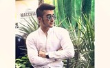 Điều ít biết về Lục Triều Vỹ - người mẫu 27 tuổi bị bắt để điều tra hành vi môi giới mại dâm