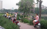 Hà Nội: Ô nhiễm khủng khiếp ở công viên hồ Đền Lừ