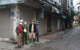 Hà Nội tiếp tục nhắc nhở, xử phạt nhiều trường hợp không đeo khẩu trang nơi công cộng