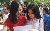 Buổi thi THPT quốc gia đầu tiên diễn ra trong tiết trời nắng nóng