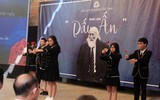 Học sinh Lương Thế Vinh làm triển lãm Dấu Ấn về thầy giáo Văn Như Cương nhân ngày 20-11
