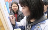 Học sinh THPT Hà Nội hào hứng với tư vấn tuyển sinh đại học 2019