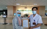 [Ảnh] Dân công sở gói quà, sáng tác nhạc tặng y bác sĩ tuyến đầu chống dịch Covid-19