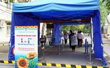 [Ảnh] Sau 3 tháng nghỉ học từ Tết, sinh viên được nhận món quà bất ngờ ngày đầu tiên đến trường