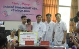 Vỡ òa ngày Đỗ Bình An - con trai sản phụ ung thư giai đoạn cuối xuất viện