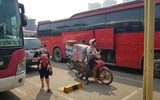 Hà Nội: Người dân bắt đầu đổ về bến xe để về quê dịp nghỉ lễ 30-4