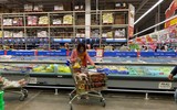 Đại siêu thị Mega Market Thăng Long trước giờ cách ly toàn xã hội trong 15 ngày