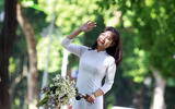 Cúc họa mi xuống phố