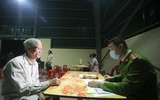 Tại huyện Phú Xuyên (Hà Nội): Cấp căn cước công dân gắn chíp điện tử cả ngày lẫn đêm 
