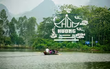 Chùa Hương mở cửa đón khách