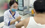 Những chiến sĩ Công an Thủ đô đầu tiên tiêm vaccine phòng dịch Covid-19 