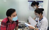 Những chiến sĩ Công an Thủ đô đầu tiên tiêm vaccine phòng dịch Covid-19 