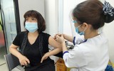 Những chiến sĩ Công an Thủ đô đầu tiên tiêm vaccine phòng dịch Covid-19 