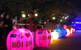 Dịu dàng áo dài phố cổ Hội An 