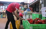 Hà Nội: “Siêu thị” lưu động cung ứng hàng hóa thiết yếu phục vụ nhân dân 