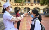 Hà Nội đón học sinh trở lại trường học 