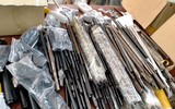 Thu giữ gần 1 tấn linh kiện lắp đặt súng được chào bán trên mạng xã hội