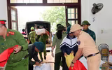 Công an quận Long Biên góp sức với đồng bào Quảng Bình thân yêu 