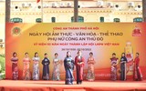 Phụ nữ Công an Thủ đô duyên dáng trong Ngày hội “Ẩm thực - Văn hóa - Thể thao” 