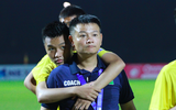 Văn Quyến đứng ngồi không yên trong chiến thắng nghẹt thở của U17 SLNA