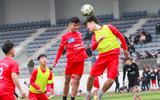 [ẢNH] Loạt trận 13h30 ngày 17-1-2021