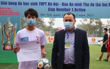 [ẢNH] Khoảnh khắc THPT Hoàng Mai nâng cao cúp vô địch