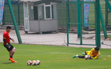 Ban huấn luyện 11 người kèm 6 cầu thủ U23 Việt Nam