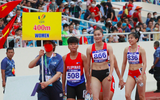Nụ cười chiến thắng của 'bà mẹ 1 con' Nguyễn Thị Huyền