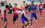 Nghẹt thở cuộc đấu Việt Nam và Thái Lan trên đường chạy tiếp sức 4x400m