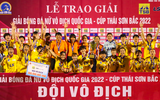 Cô trò Kim Chi phấn khích với chức vô địch lịch sử
