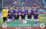 Văn Hậu cùng bạn gái tươi rói trong ngày Hà Nội FC đăng quang