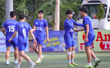 Hình ảnh loạt trận 9h ngày 18-12