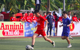 Hình ảnh loạt trận 13h30 ngày 21-12