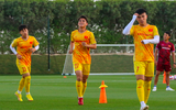 HLV Troussier siết kỷ luật, đặt yêu cầu cao với U23 Việt Nam