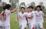 Cầu thủ Viettel phấn khích ăn mừng chức vô địch U17 quốc gia
