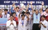 Cầu thủ Viettel phấn khích ăn mừng chức vô địch U17 quốc gia