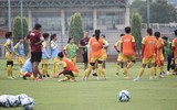 Các nữ tuyển thủ hào hứng tập luyện trước ngày dự World Cup