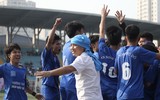 Cuộc đối đầu nghẹt thở giữa 2 nhà cựu vô địch