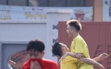 Ngược chiều cảm xúc vòng 1/16