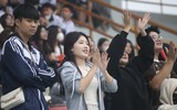 Fan nữ hâm nóng trận chung kết mùa giải 2023