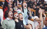 Fan nữ hâm nóng trận chung kết mùa giải 2023