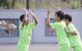 Hình ảnh loạt trận 15h ngày 1-12