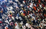 Biển người chờ xem diễu binh tại nút giao Kim Mã - Liễu Giai