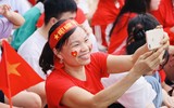 Sắc màu Tổ quốc nhuộm thắm bước quân hành