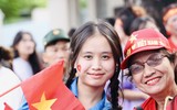 Sắc màu Tổ quốc nhuộm thắm bước quân hành