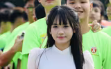 Nữ sinh Hà thành khoe sắc trong ngày hội bóng đá An ninh Thủ đô