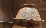 [Ảnh] Mộ chum và đồ tùy táng tại di chỉ khảo cổ Bãi Cọi