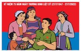Hình ảnh về mẹ Thứ, mẹ Suốt-người mẹ anh hùng được tái hiện trong tranh cổ động về đề tài thương binh, liệt sĩ