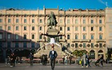 Những hình ảnh cực kỳ ấn tượng của Quốc Cơ Quốc Nghiệp trên đường phố Italia